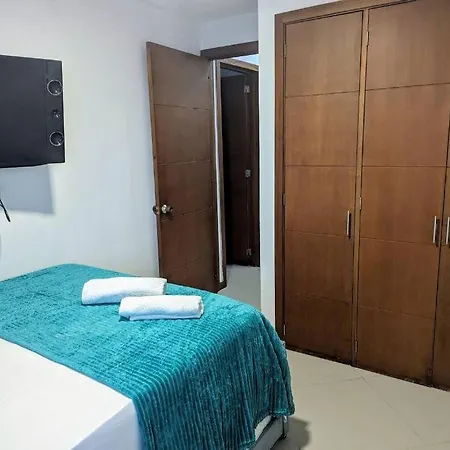 Apartamento Hermoso Con Vista Al Mar / Ac / Hot Watter / Gym / Jacuzzy, Pool / 1608 Cartagena