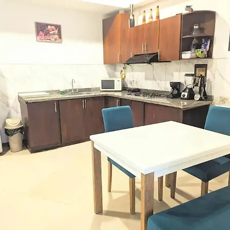 Hermoso Con Vista Al Mar / Ac / Hot Watter / Gym / Jacuzzy, Pool / 1608